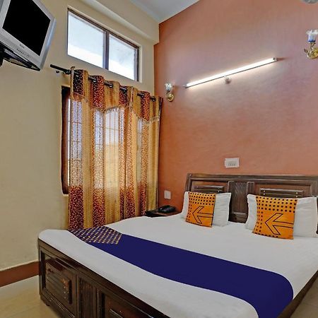 Spot On 79984 Hotel Castle View Mussoorie Εξωτερικό φωτογραφία