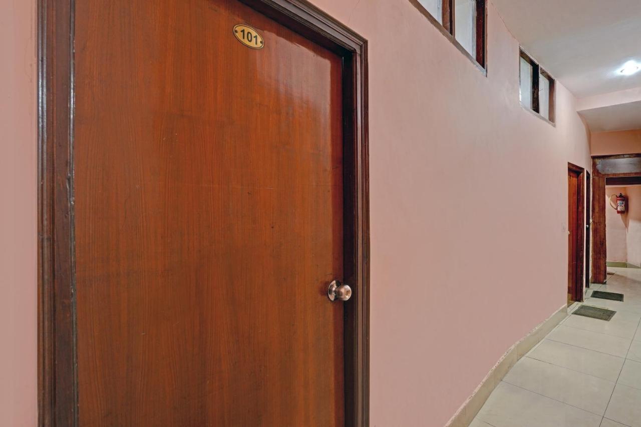Spot On 79984 Hotel Castle View Mussoorie Εξωτερικό φωτογραφία